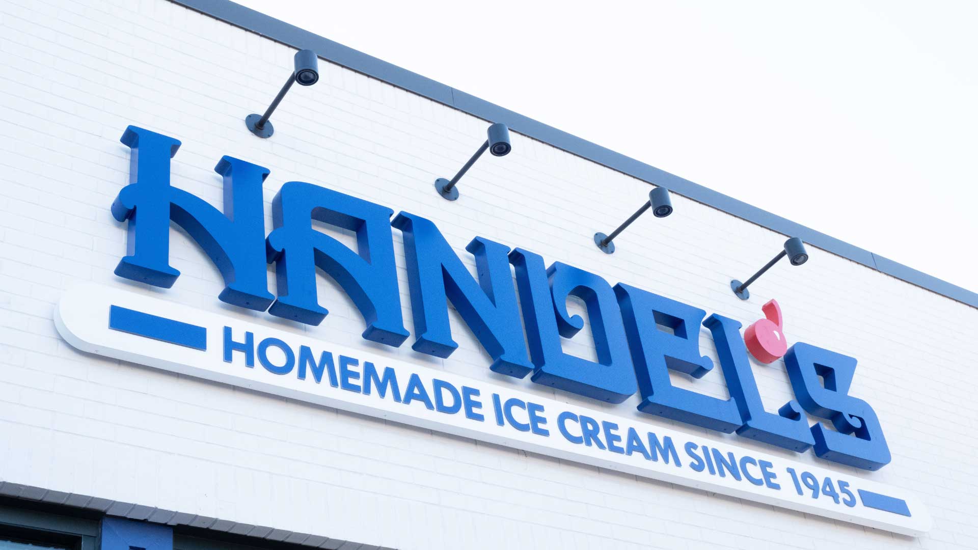 Handel's Ice Cream store awning